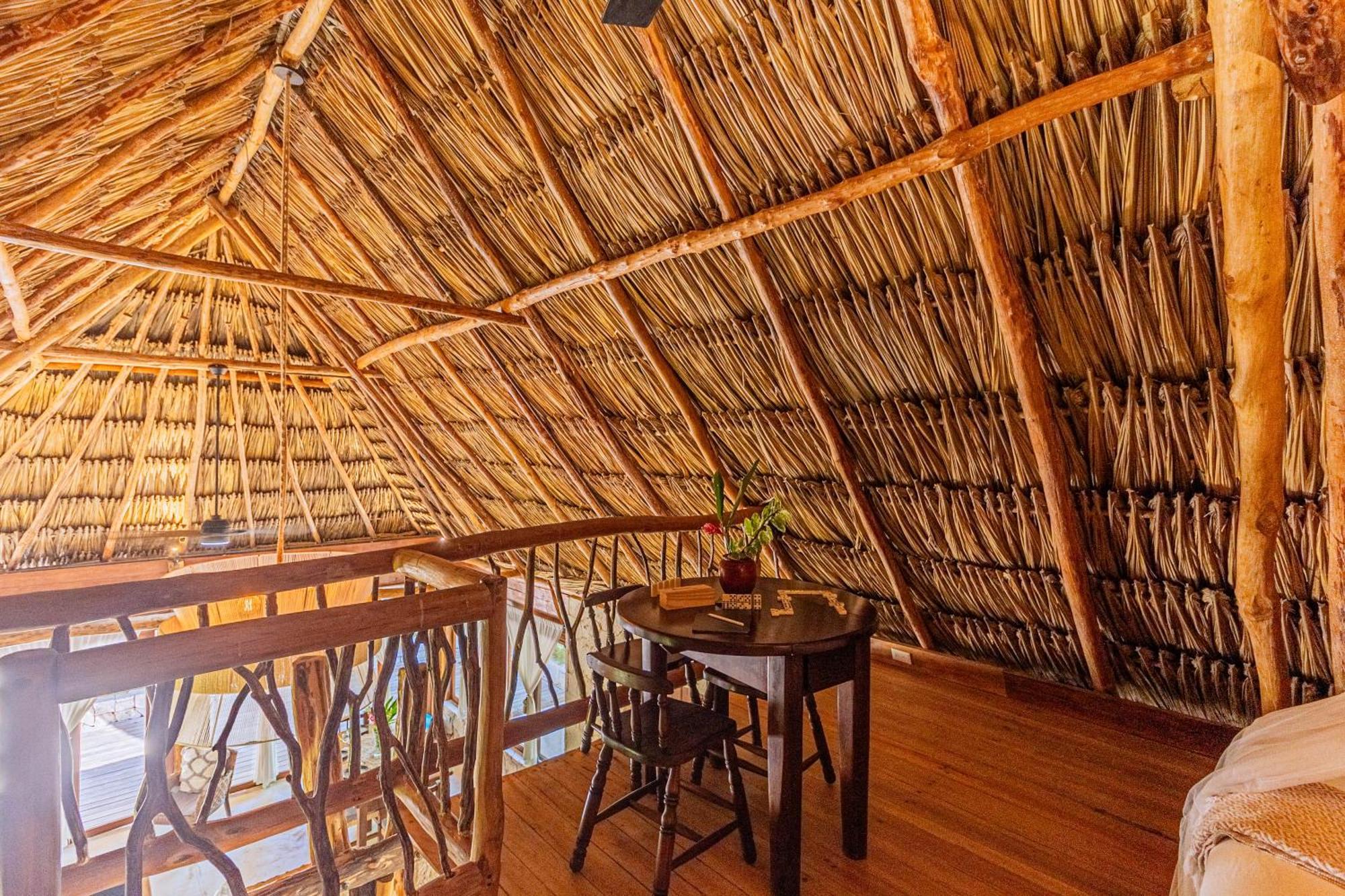 Casa Laila Cozy House In Center Chalet Bacalar